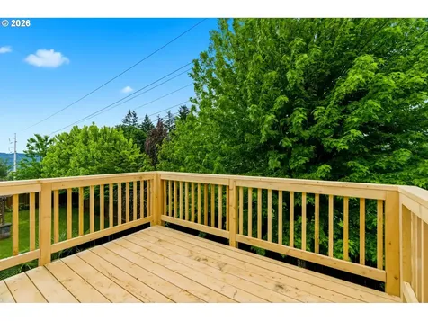 359 NW Eagle Feather Street Salem OR 97304