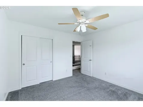 359 NW Eagle Feather Street Salem OR 97304