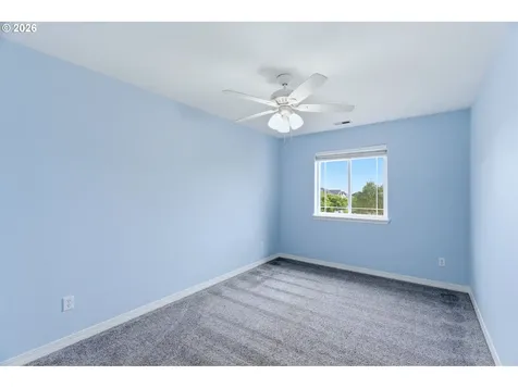359 NW Eagle Feather Street Salem OR 97304