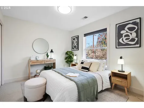 231 SE 55th Avenue Portland OR 97215