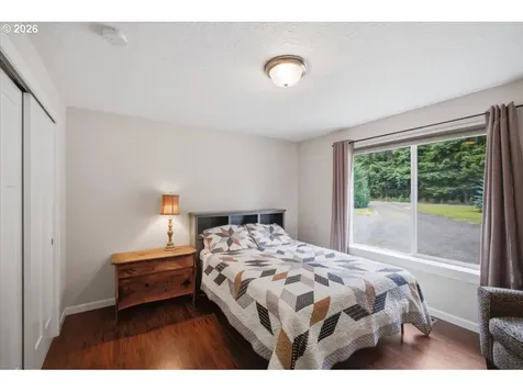 38712 River Drive Lebanon OR 97355