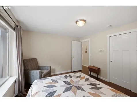 38712 River Drive Lebanon OR 97355