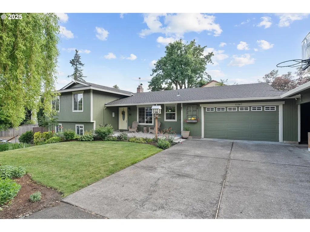 12367 Hampton Drive Oregon City OR 97045