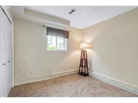 12367 Hampton Drive Oregon City OR 97045