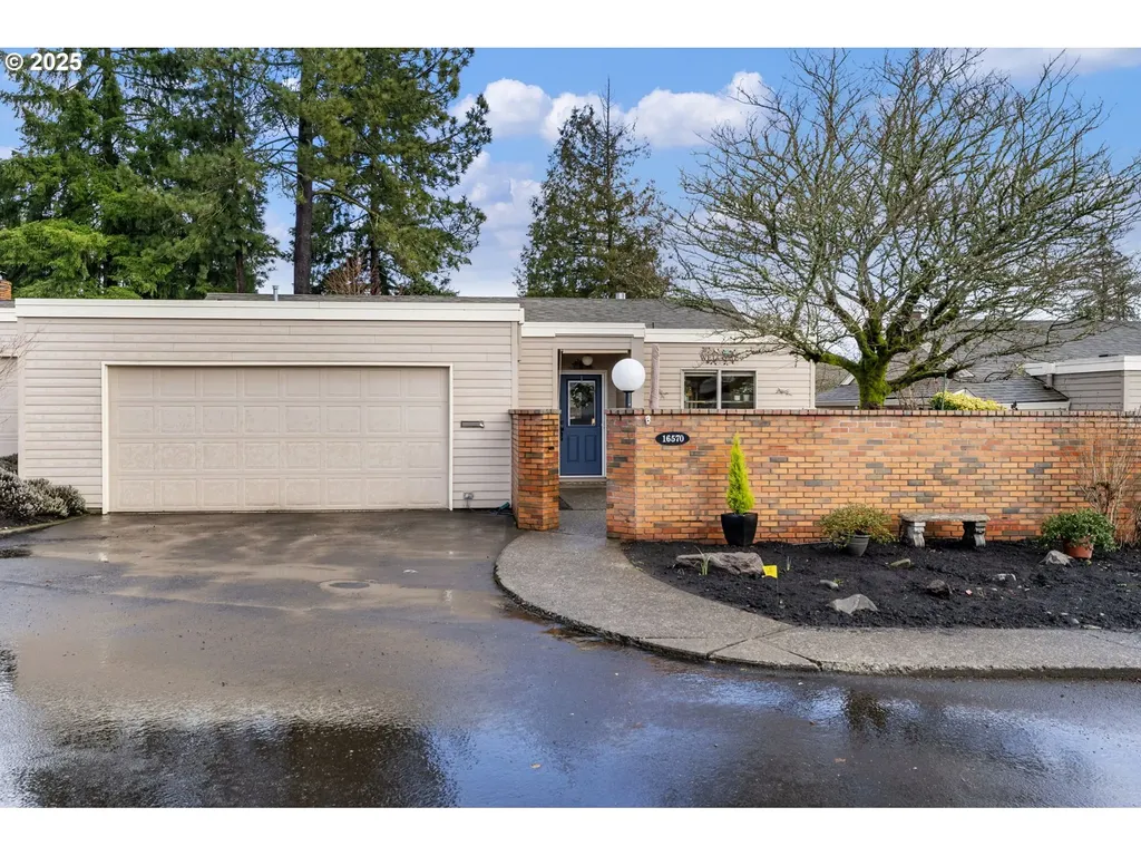 16570 SW Monterey Lane Portland OR 97224