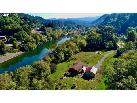 98431 S Bank Chetco River Road Brookings OR 97415