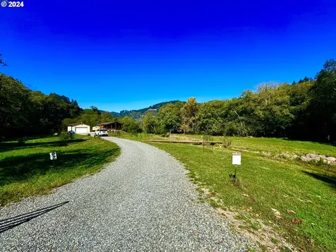 98431 S Bank Chetco River Road Brookings OR 97415