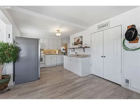 505 S Main Street Prineville OR 97754