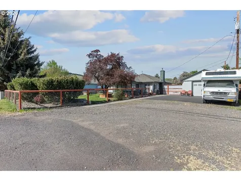 505 S Main Street Prineville OR 97754