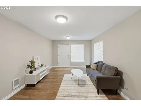 8225 SW Shenandoah Way Tualatin OR 97062