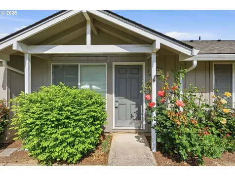 8225 SW Shenandoah Way Tualatin OR 97062