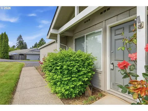 8225 SW Shenandoah Way Tualatin OR 97062