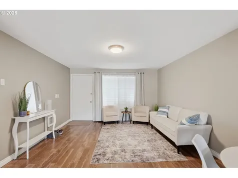 8225 SW Shenandoah Way Tualatin OR 97062