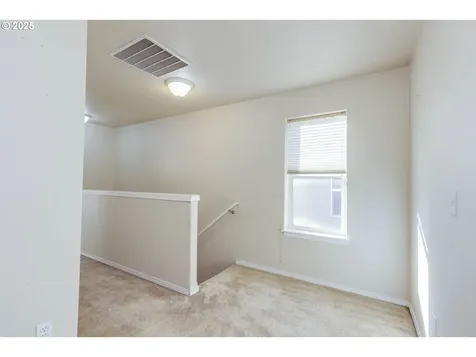 3702 E Oak Grove Street Newberg OR 97132