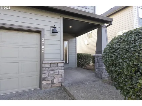 3702 E Oak Grove Street Newberg OR 97132