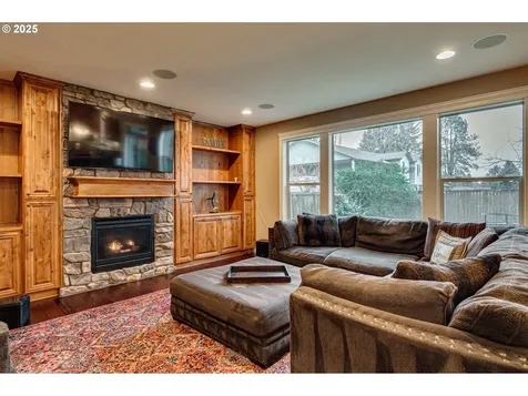 12805 NW 50th Avenue Vancouver WA 98685