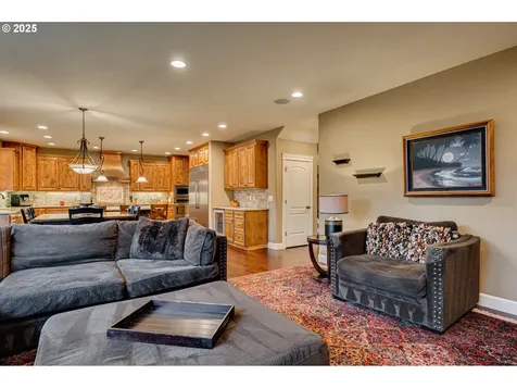 12805 NW 50th Avenue Vancouver WA 98685