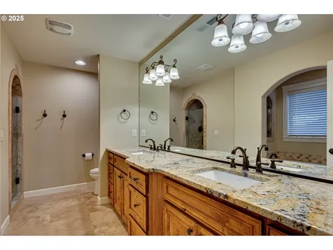 12805 NW 50th Avenue Vancouver WA 98685