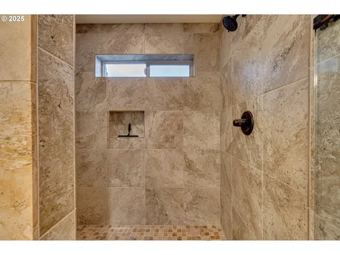 12805 NW 50th Avenue Vancouver WA 98685