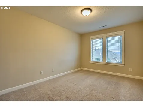 12805 NW 50th Avenue Vancouver WA 98685