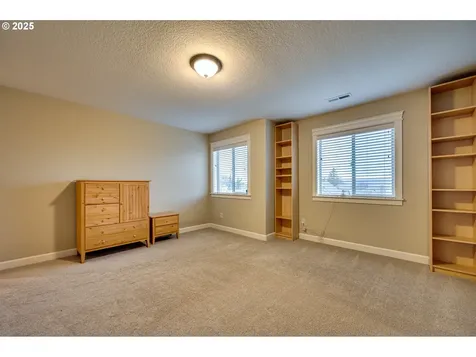 12805 NW 50th Avenue Vancouver WA 98685