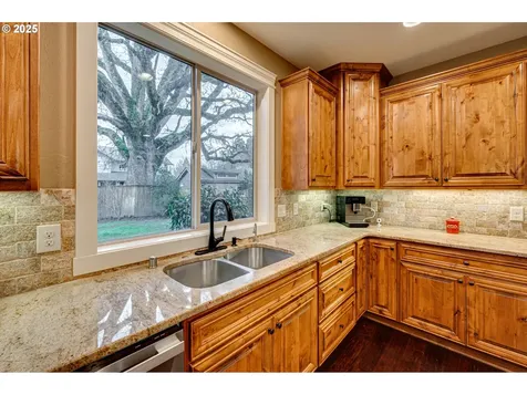 12805 NW 50th Avenue Vancouver WA 98685