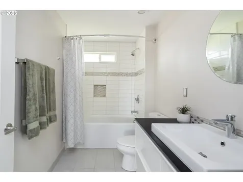 2520 SW Towle Avenue Gresham OR 97080