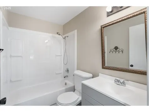 19160 Redwing Court Lake Oswego OR 97035