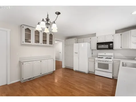 19160 Redwing Court Lake Oswego OR 97035