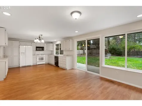 19160 Redwing Court Lake Oswego OR 97035