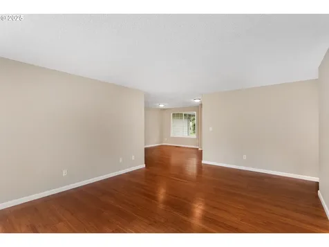 19160 Redwing Court Lake Oswego OR 97035