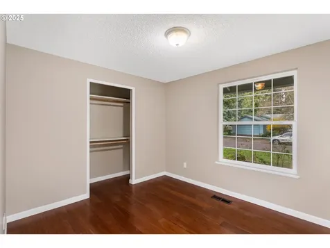 19160 Redwing Court Lake Oswego OR 97035