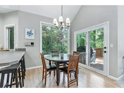 10585 SW 161st Court Beaverton OR 97007