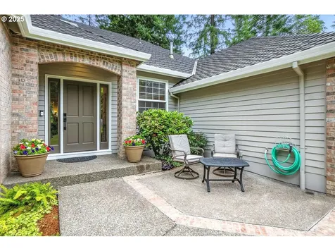 10585 SW 161st Court Beaverton OR 97007