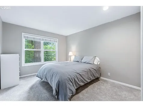 10585 SW 161st Court Beaverton OR 97007