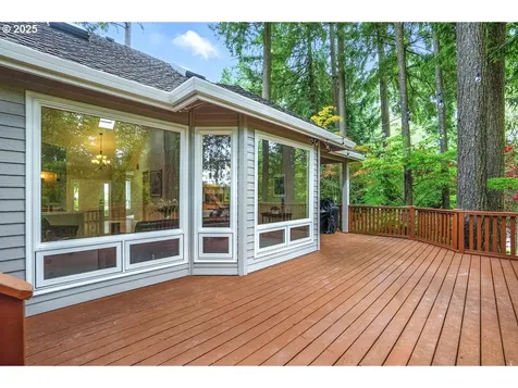 10585 SW 161st Court Beaverton OR 97007