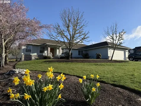 210 Palomino Avenue Roseburg OR 97471