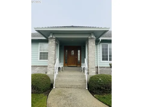 210 Palomino Avenue Roseburg OR 97471