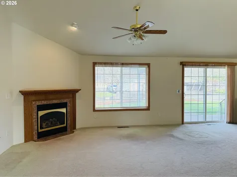 210 Palomino Avenue Roseburg OR 97471