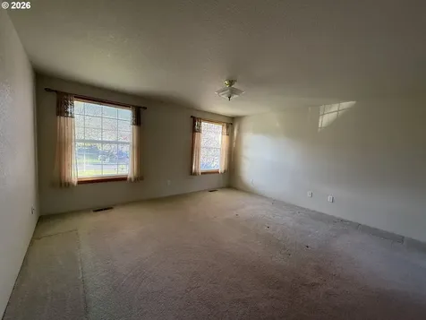 210 Palomino Avenue Roseburg OR 97471