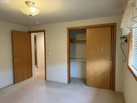 210 Palomino Avenue Roseburg OR 97471