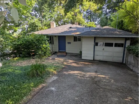 585 W 26th Avenue Eugene OR 97405