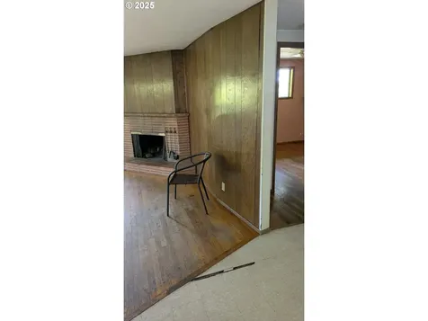 585 W 26th Avenue Eugene OR 97405