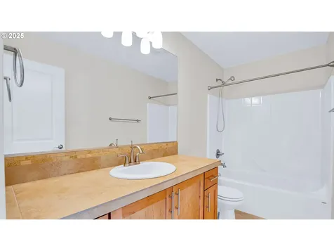 12149 SW Lausanne Street Wilsonville OR 97070