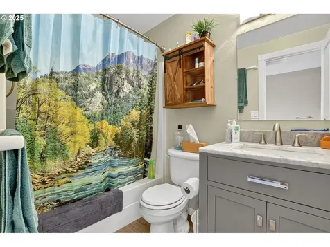 28870 SE Currin Road Estacada OR 97023