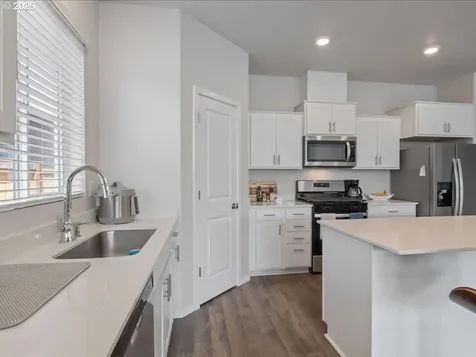 2622 26th Loop Springfield OR 97477