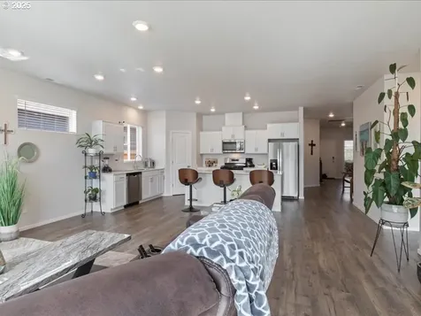 2622 26th Loop Springfield OR 97477