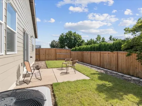 2622 26th Loop Springfield OR 97477