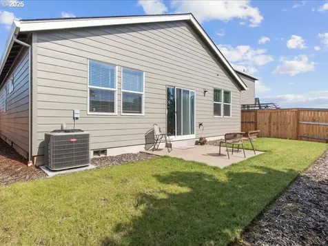 2622 26th Loop Springfield OR 97477