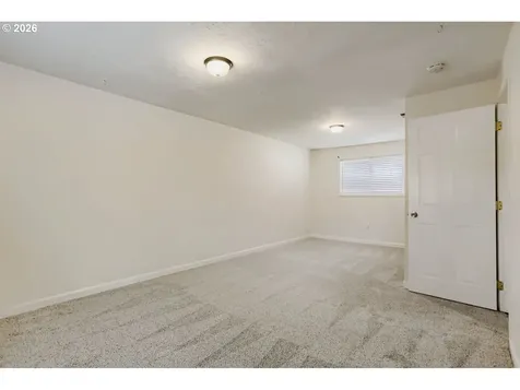 1675 NE Juniper Avenue Gresham OR 97030